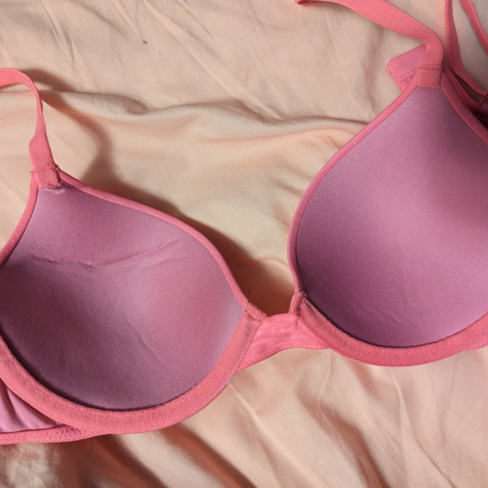 Victoria's secret pink bra 32b like new - Picture 3 of 3